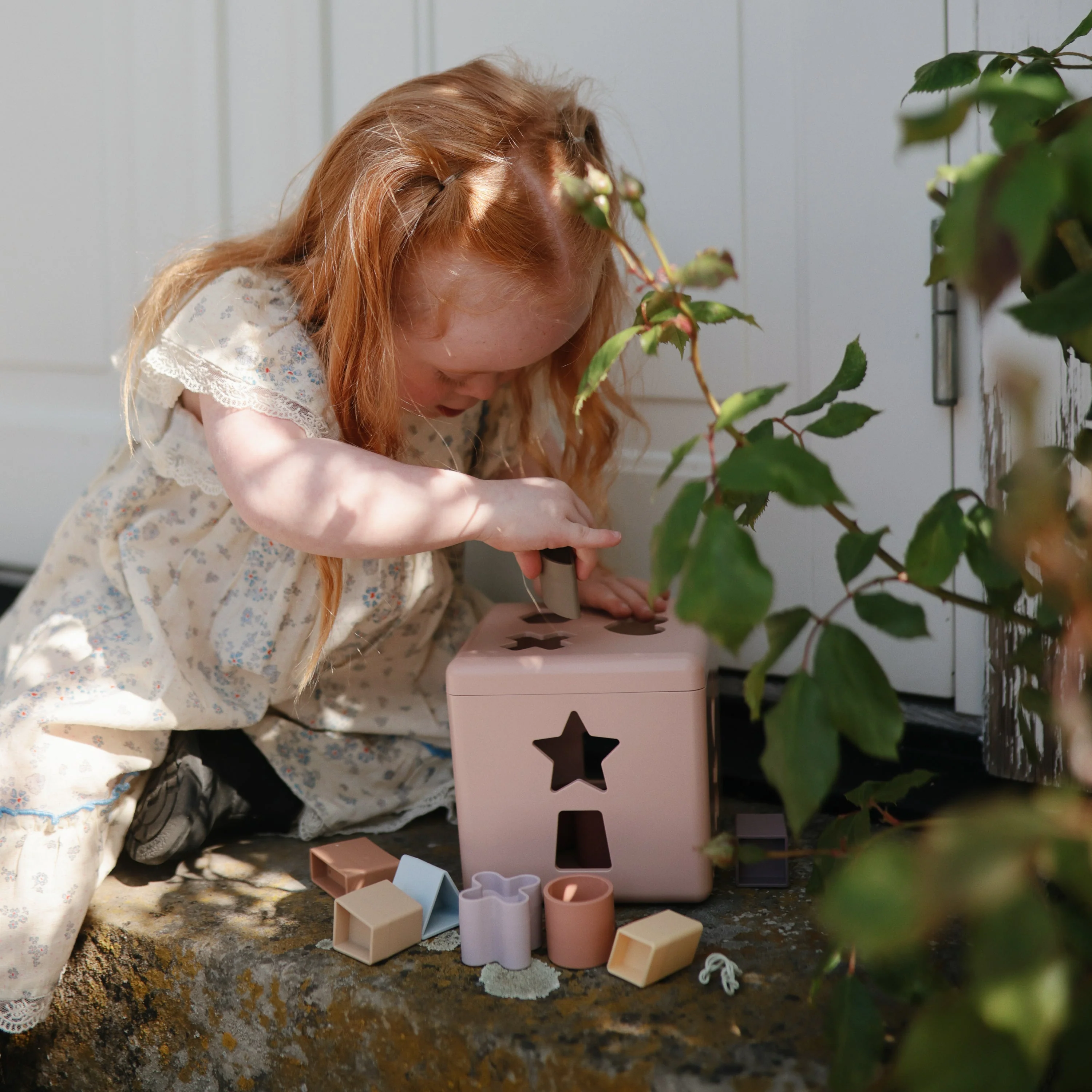 Mushie Shape Sorting Box - Image 9