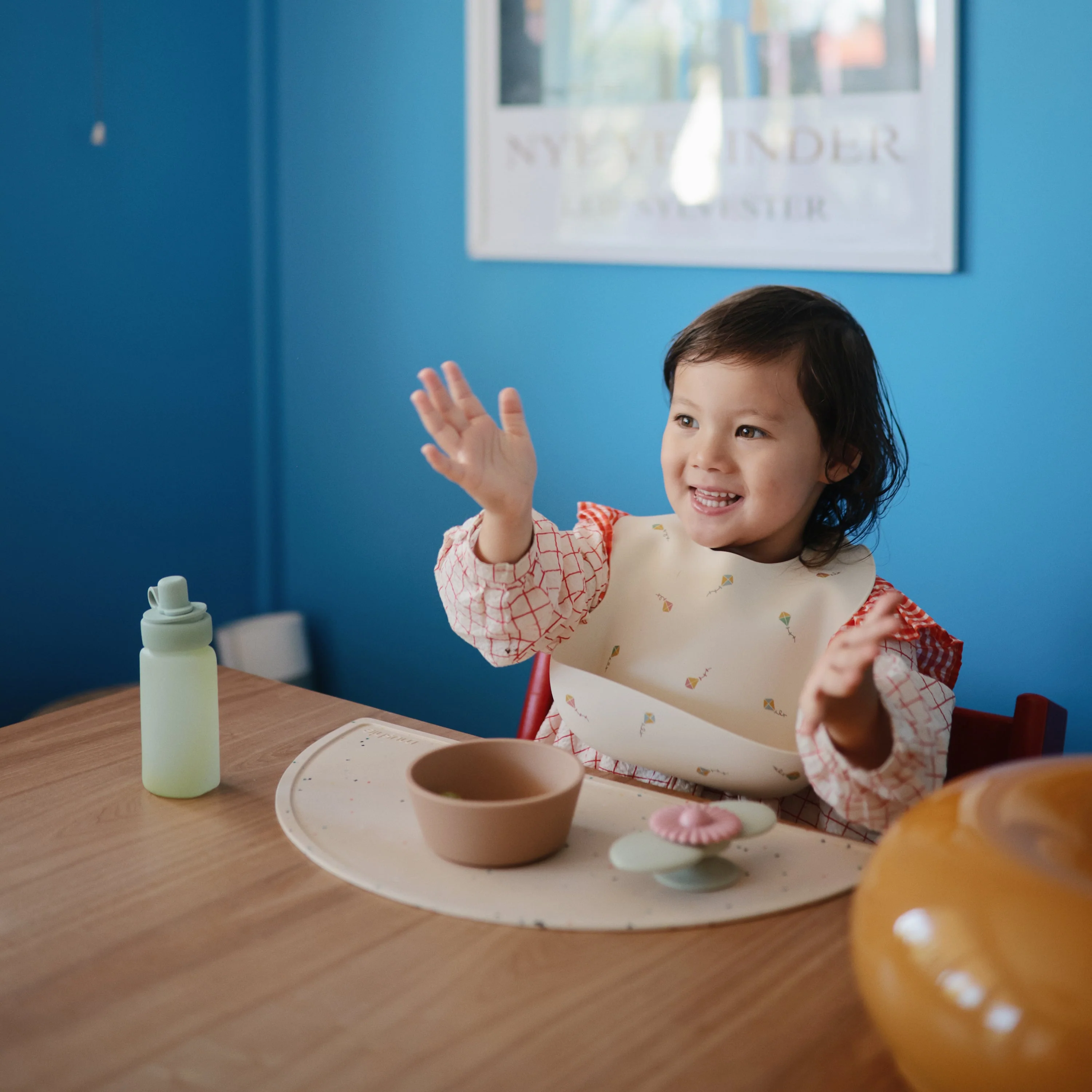 Mushie Silicone Baby Bib - Image 58