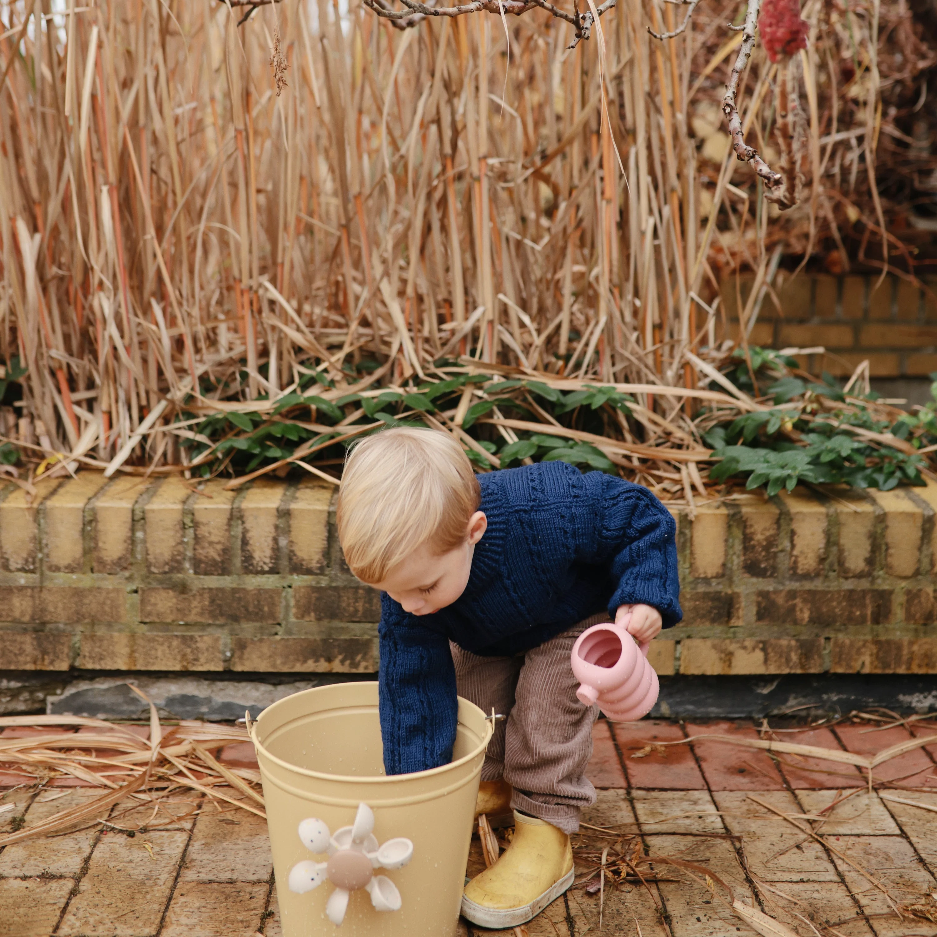 Mushie Silicone Watering Can - Image 9