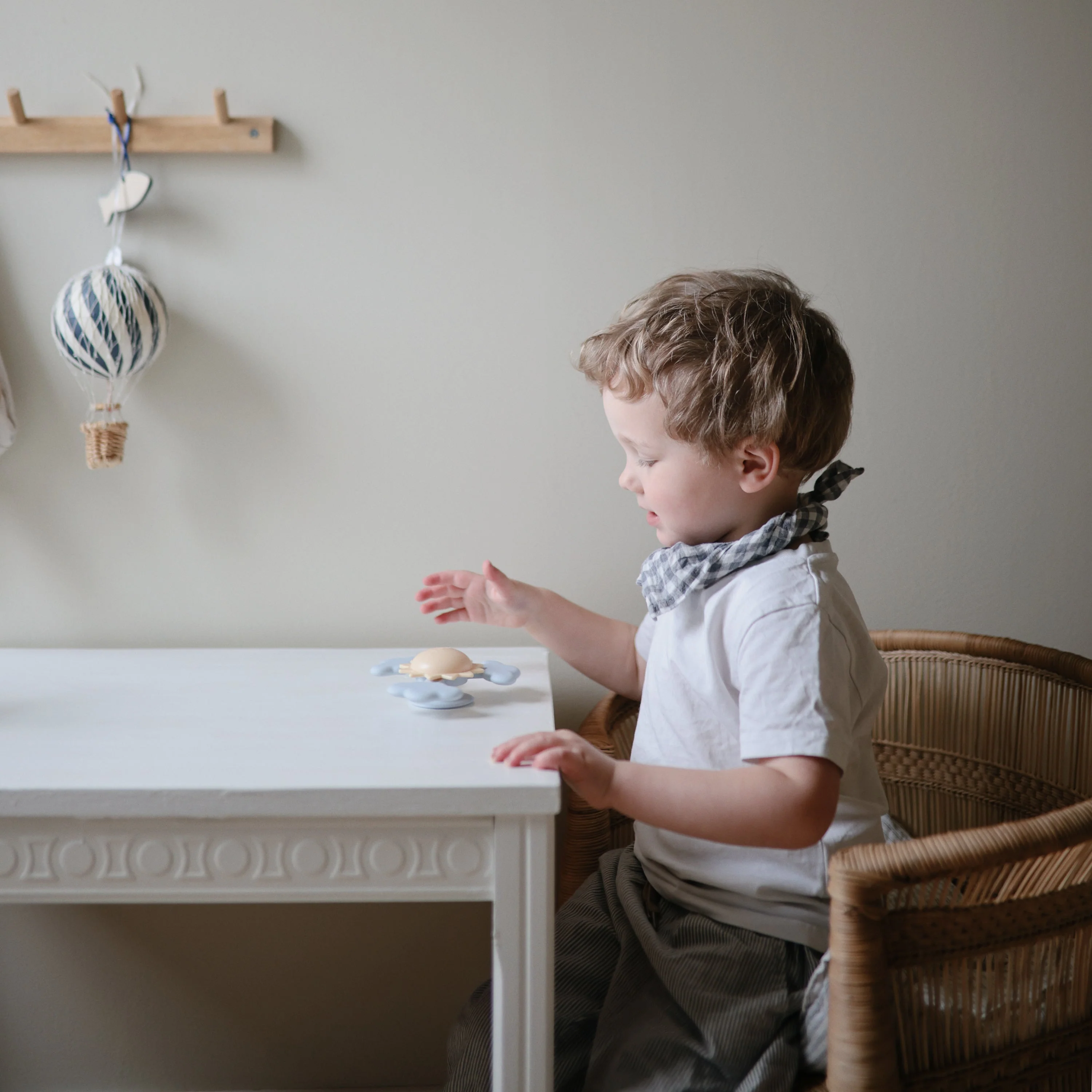 Mushie Suction Spinner Toy - Image 10