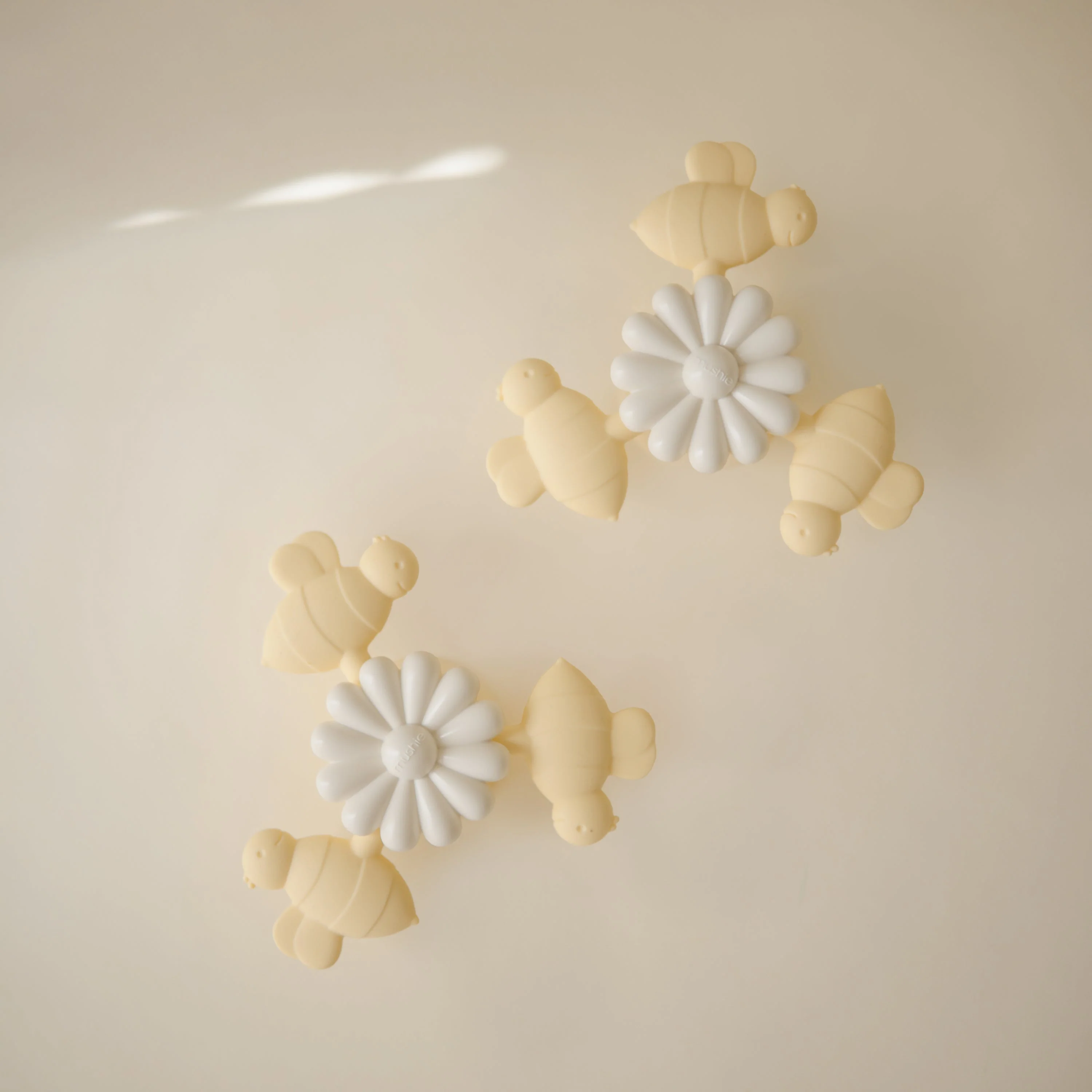 Mushie Suction Spinner Toy - Image 35