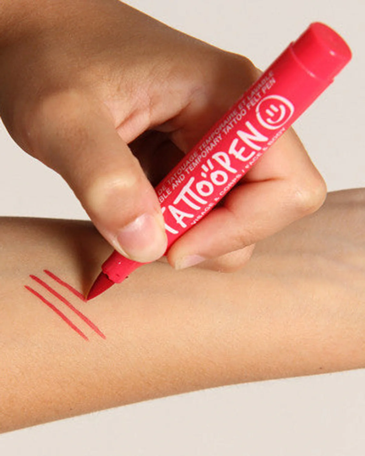 Nailmatic Tattoo Pen for Kids Red - Image 2