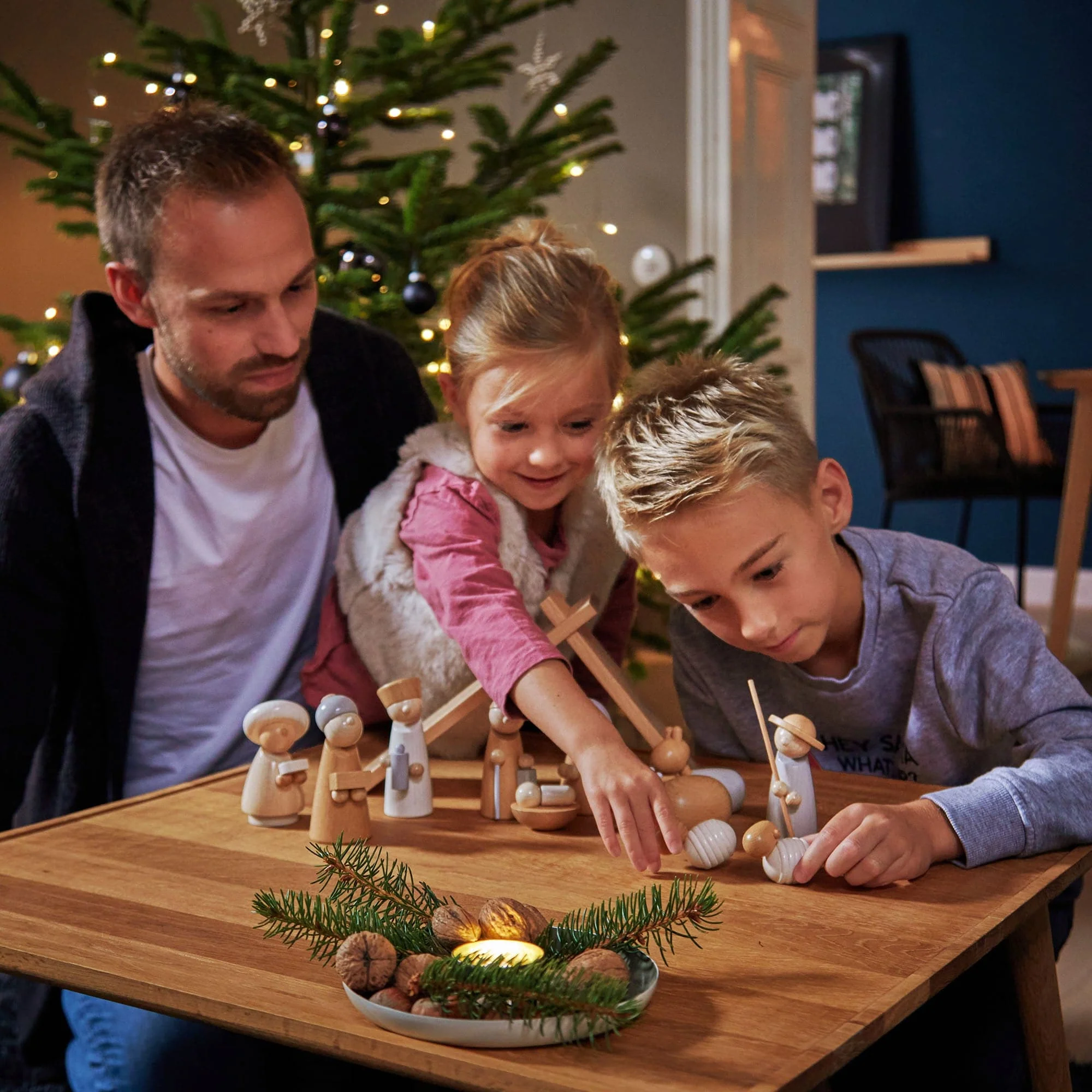 HABA Natural Wood Nativity Set - Image 4