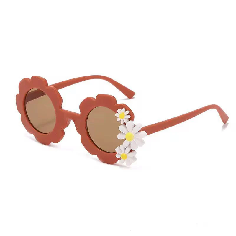 ozznekshoes  Retro Flower-Shaped Sunglasses for Kids | Daisy Bloom - Image 4