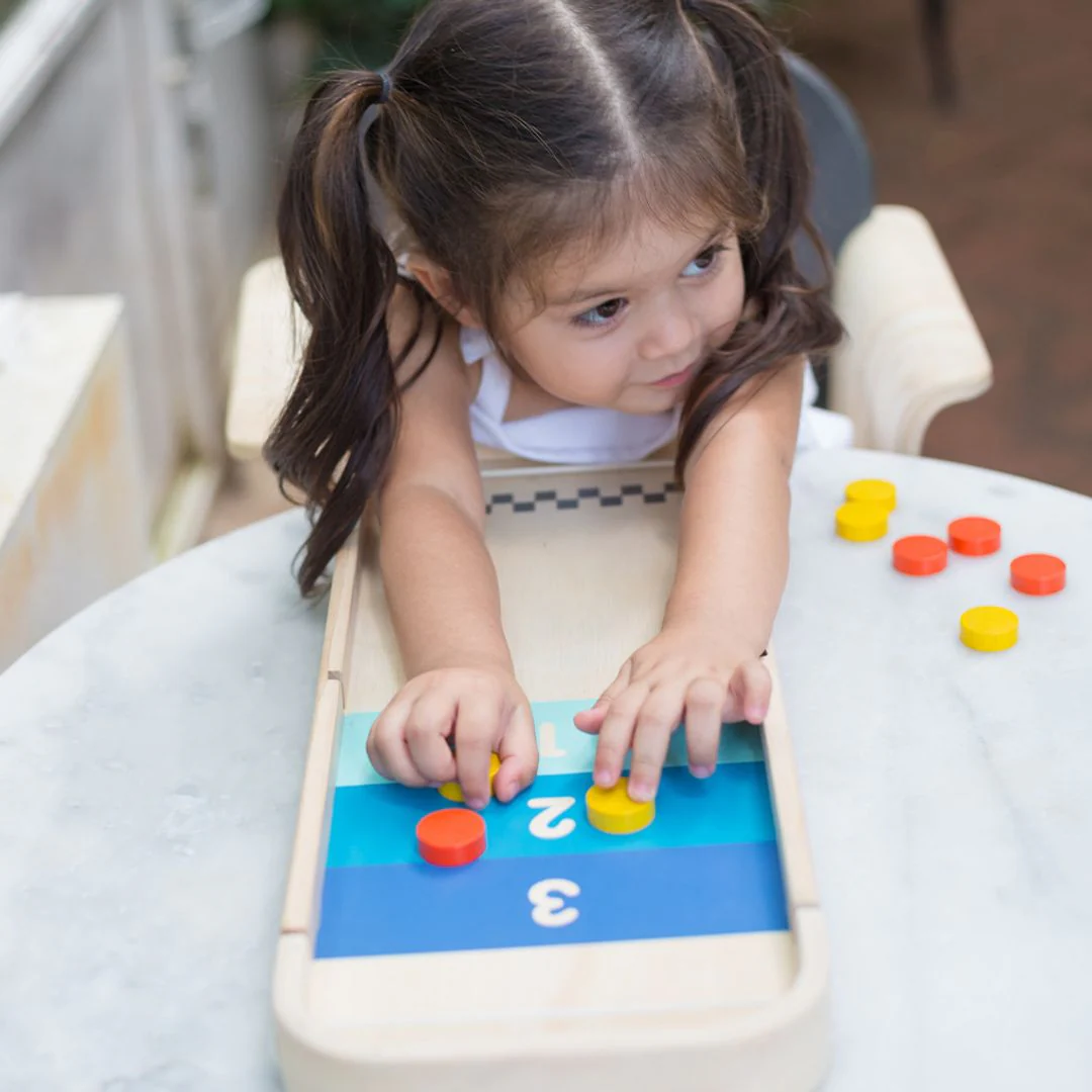 PlanToys 2-In-1 Shuffleboard Game - Image 3
