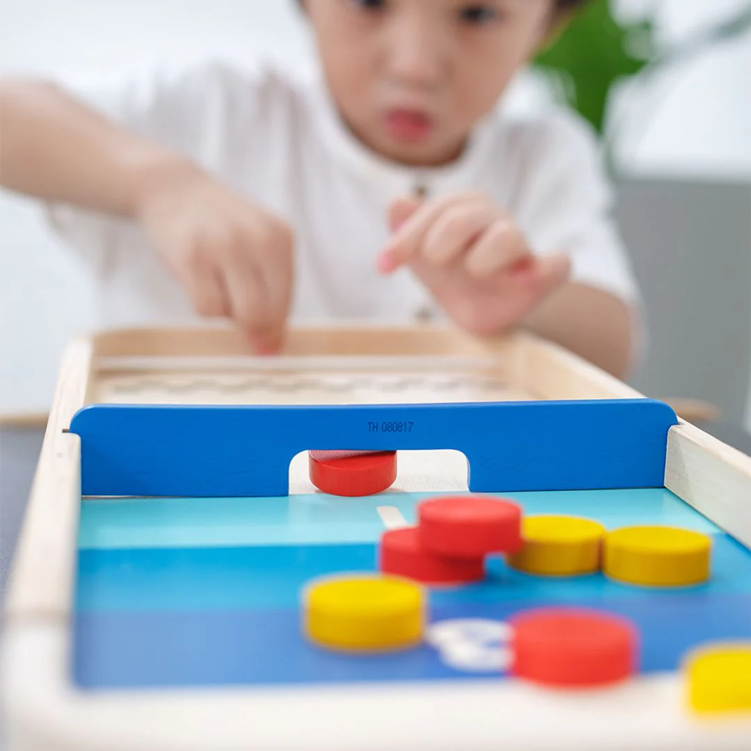 PlanToys 2-In-1 Shuffleboard Game - Image 8
