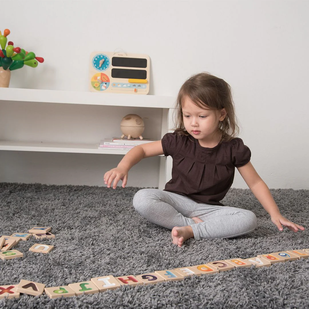 PlanToys Alphabet A-Z Gradient Tiles - Image 5