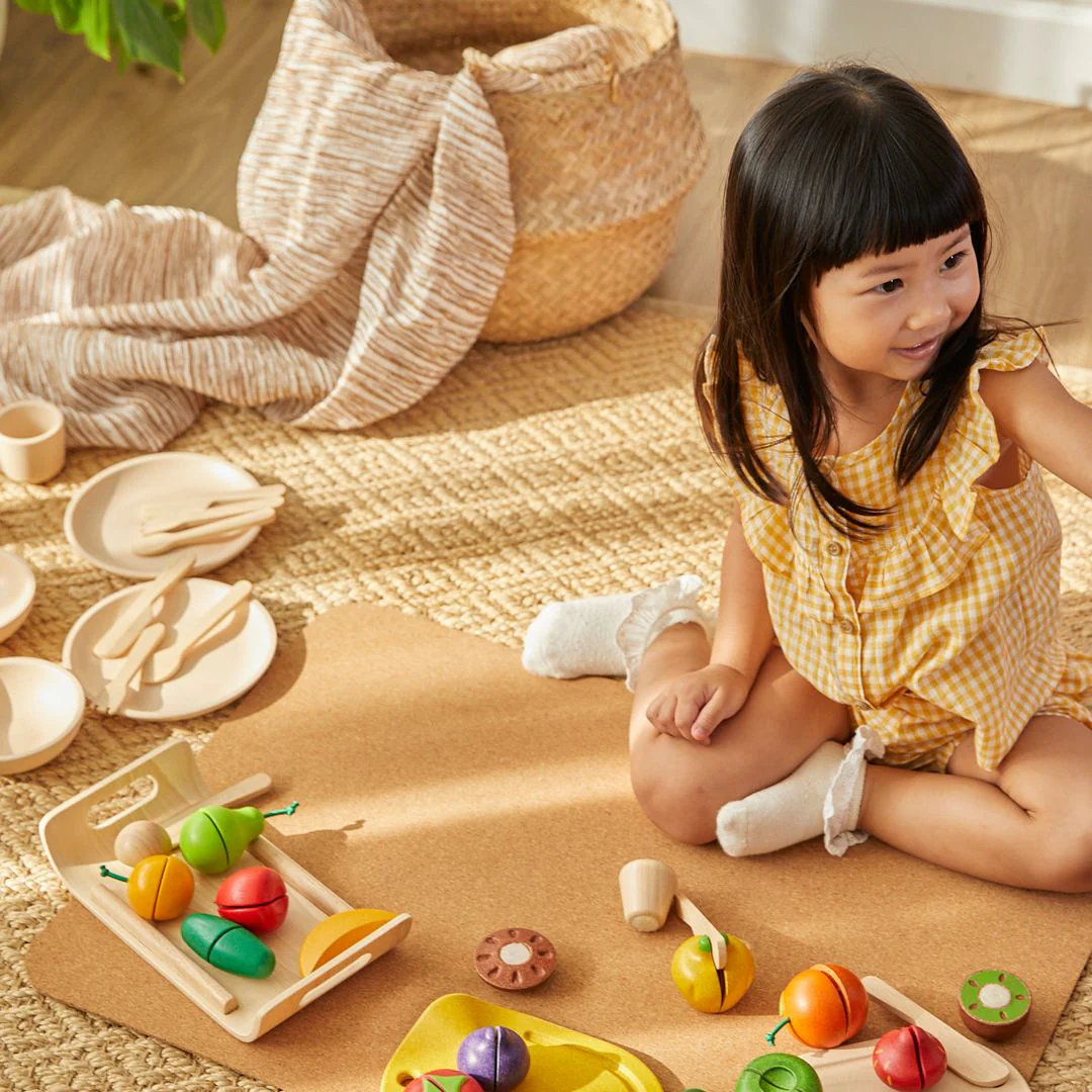 PlanToys Assorted Fruit & Vegetable - Image 3