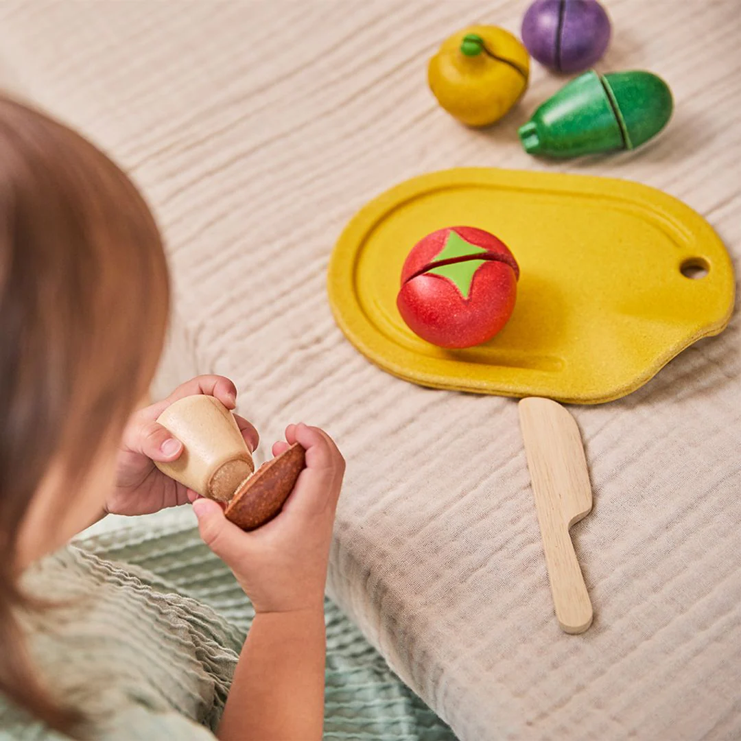 PlanToys Assorted Vegetables Set - Image 4