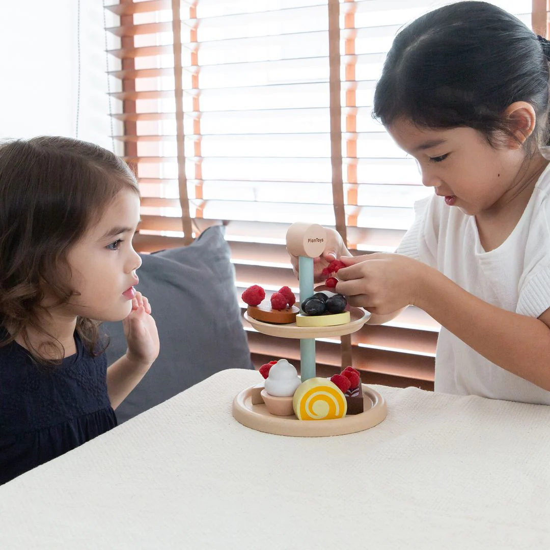 PlanToys Bakery Stand Set - Image 5