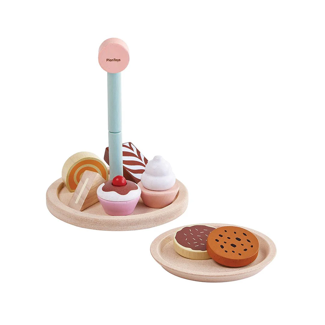 PlanToys Bakery Stand Set - Image 6