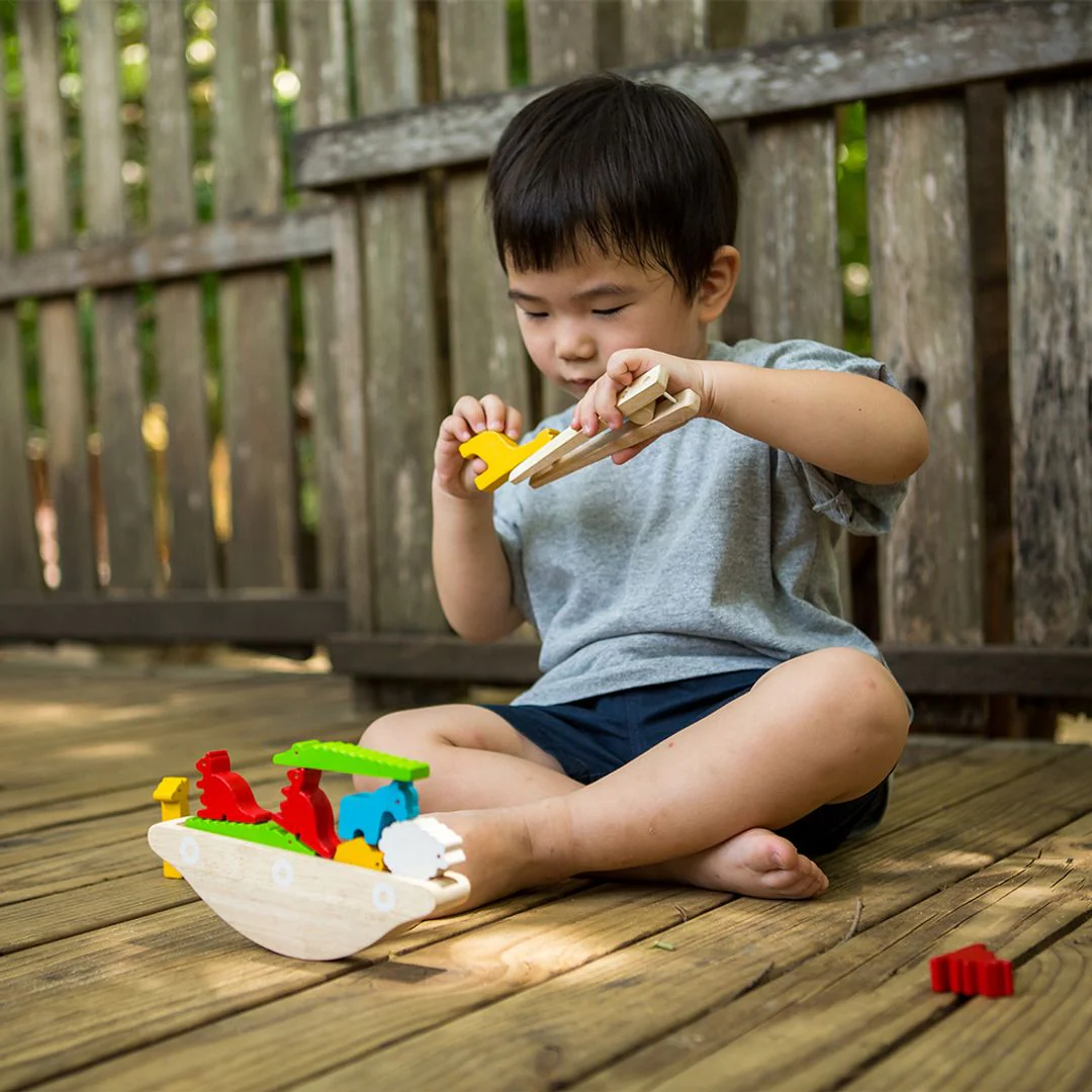 PlanToys Balancing Boat - Image 2