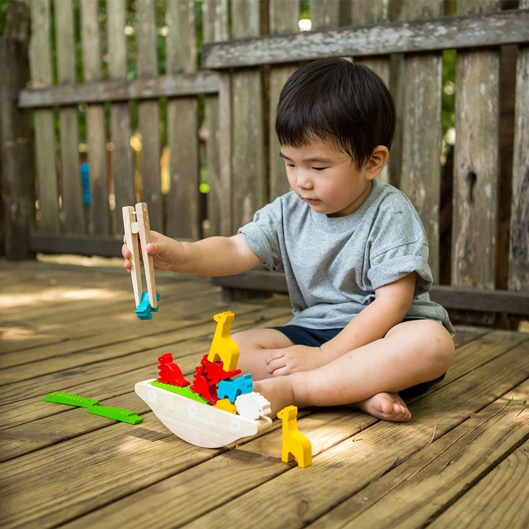 PlanToys Balancing Boat - Image 4