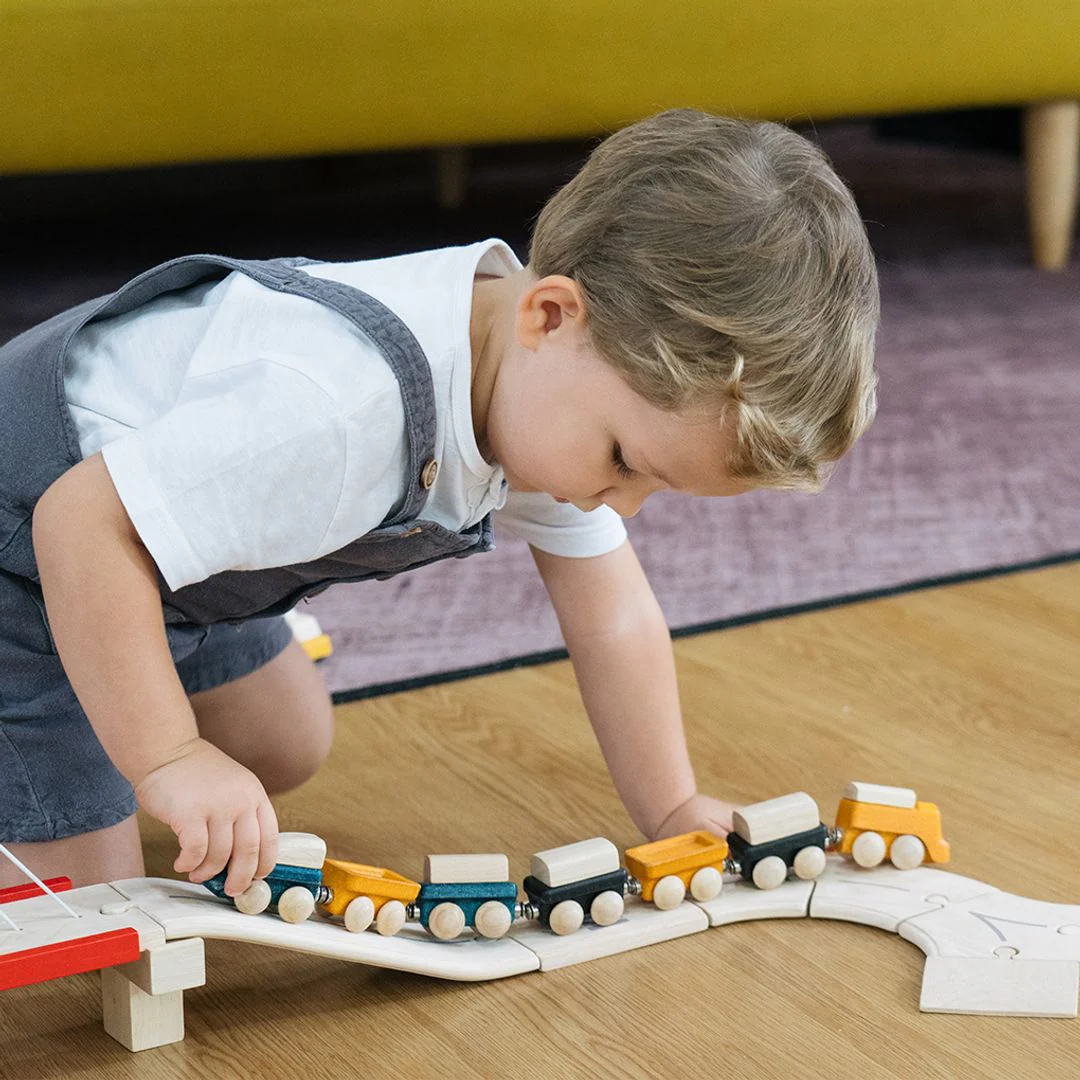 PlanToys Cargo Train - Image 5