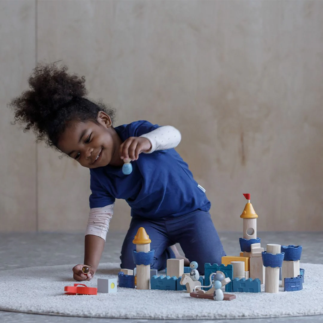 PlanToys Castle Blocks - Orchard - Image 3