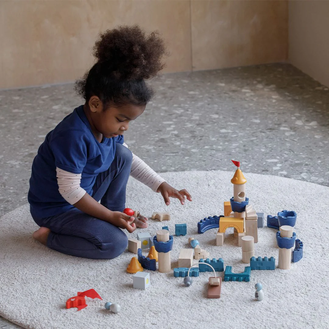 PlanToys Castle Blocks - Orchard - Image 4