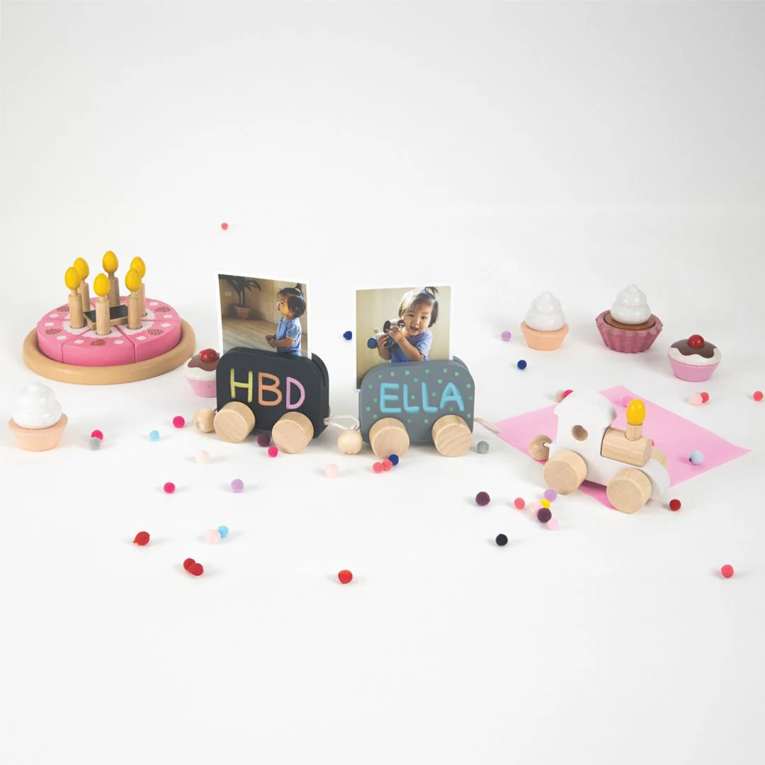 PlanToys Celebration Train - Image 11