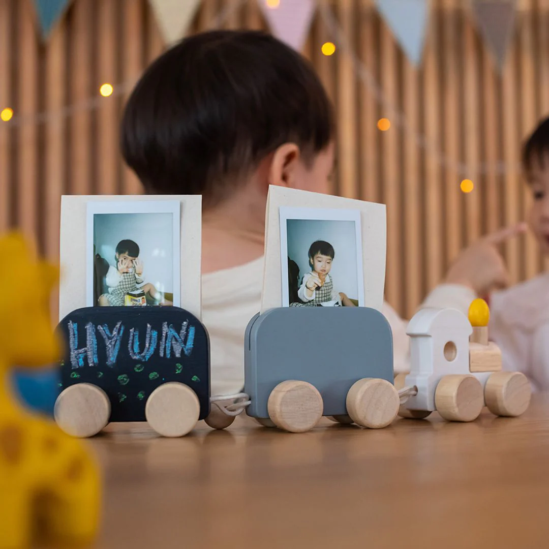 PlanToys Celebration Train - Image 3