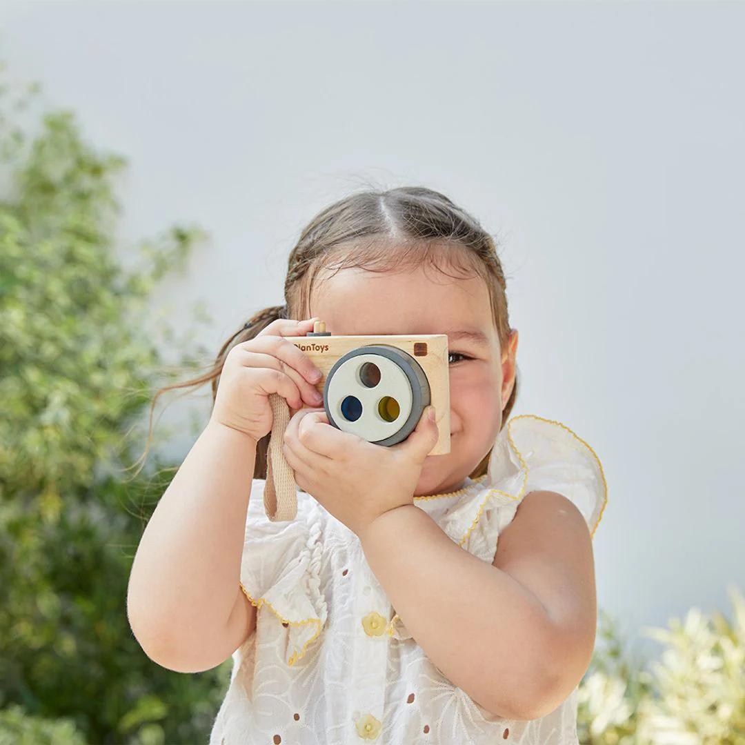 PlanToys Colored Snap Camera - Image 3