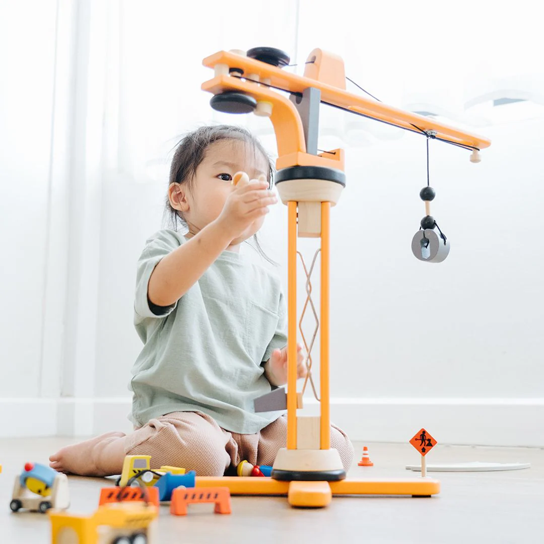 PlanToys Crane Set - Image 3
