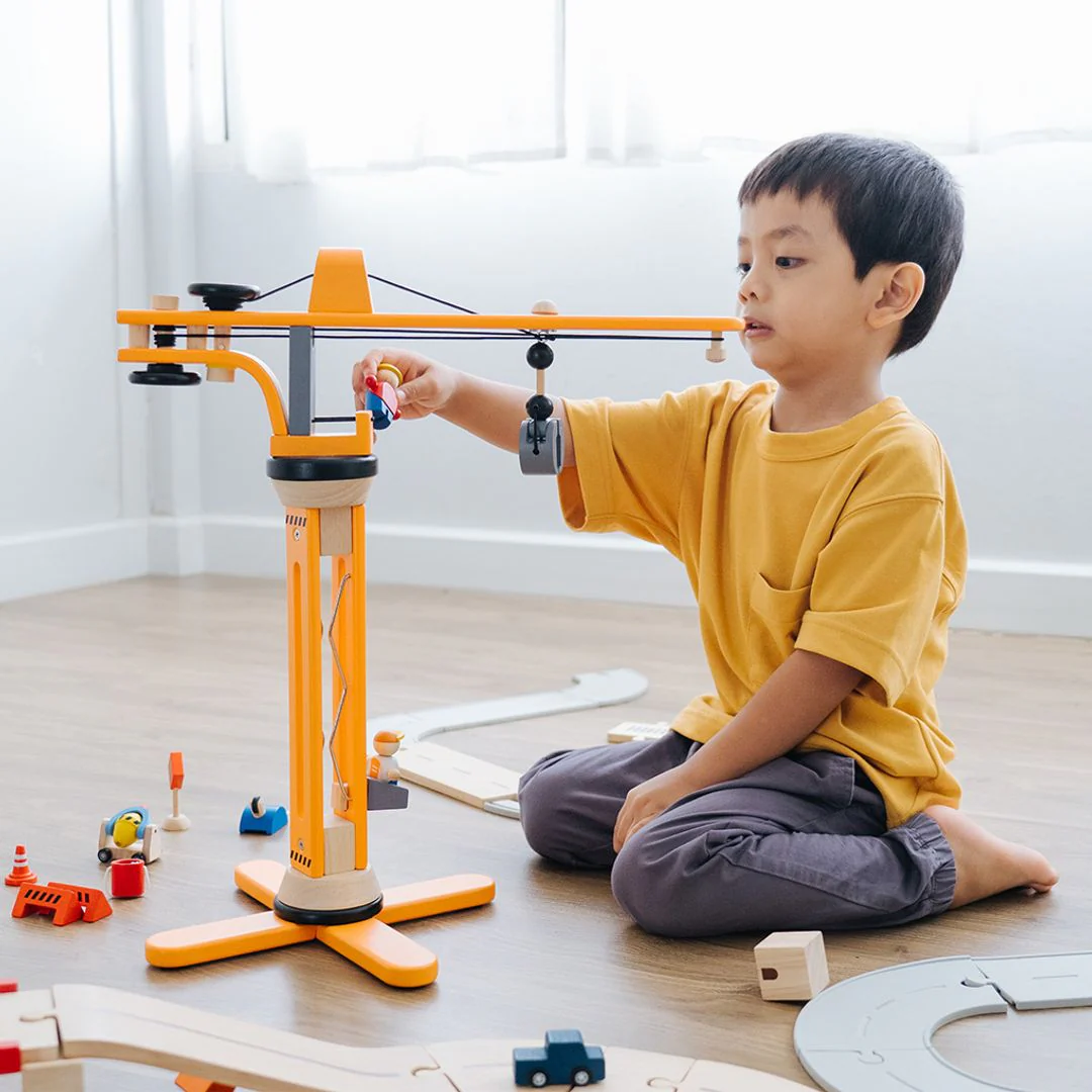 PlanToys Crane Set - Image 6