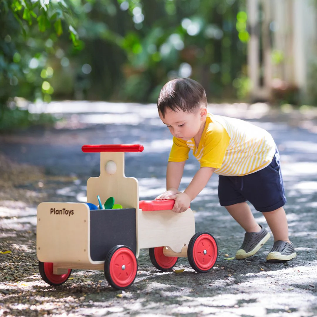 PlanToys Delivery Bike - Image 4