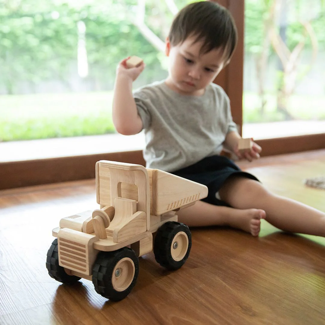 PlanToys Dump Truck - Image 2
