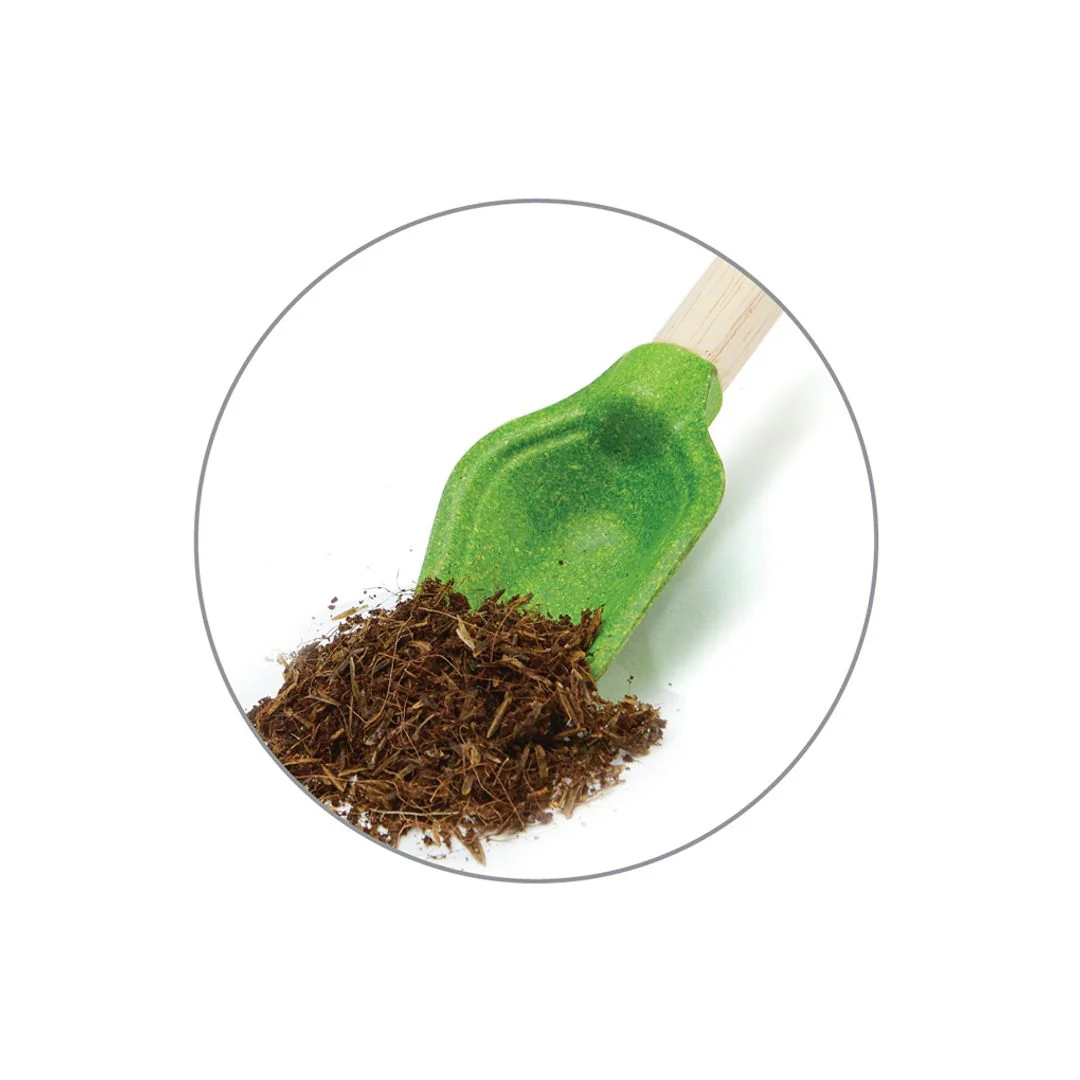 PlanToys Gardening Set - Image 10