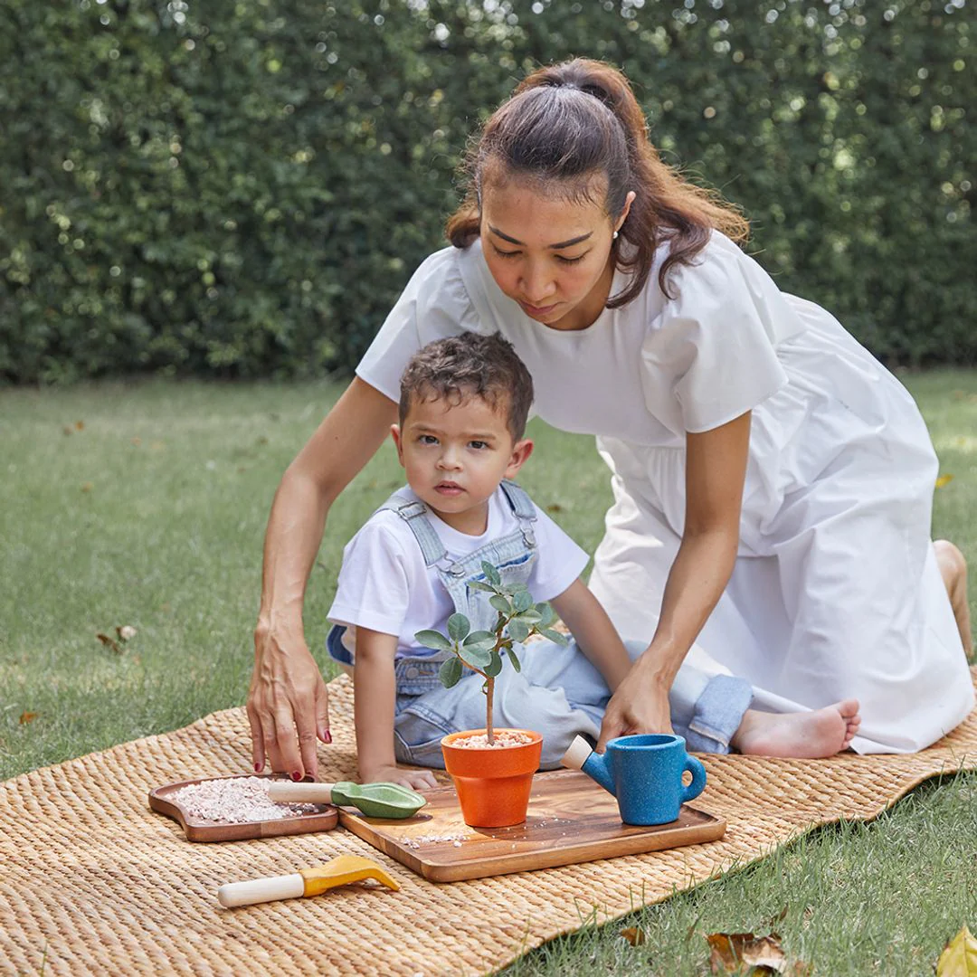 PlanToys Gardening Set - Image 5