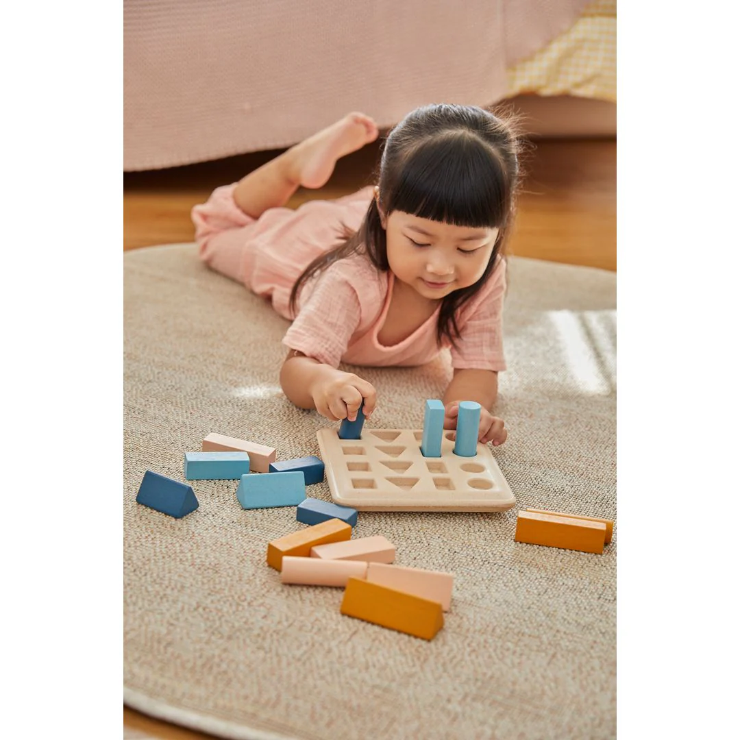 PlanToys Geometric Peg Board - Orchard - Image 3