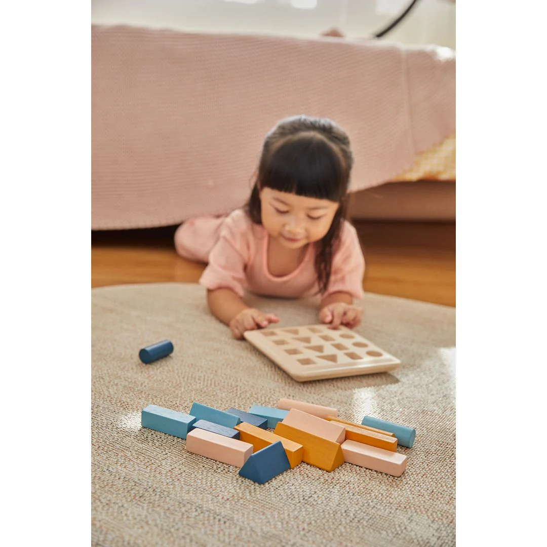 PlanToys Geometric Peg Board - Orchard - Image 5