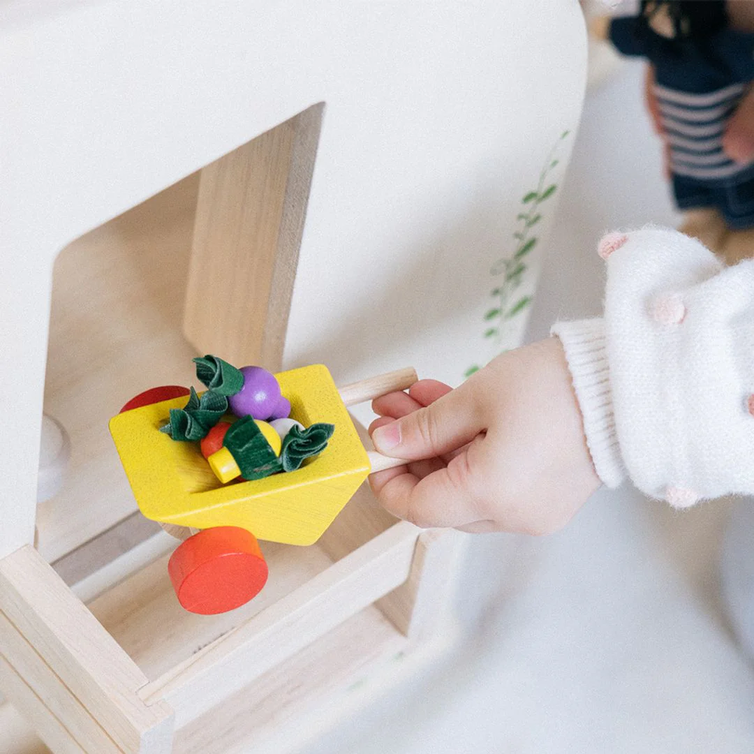 PlanToys Green Dollhouse With Furniture - Image 4