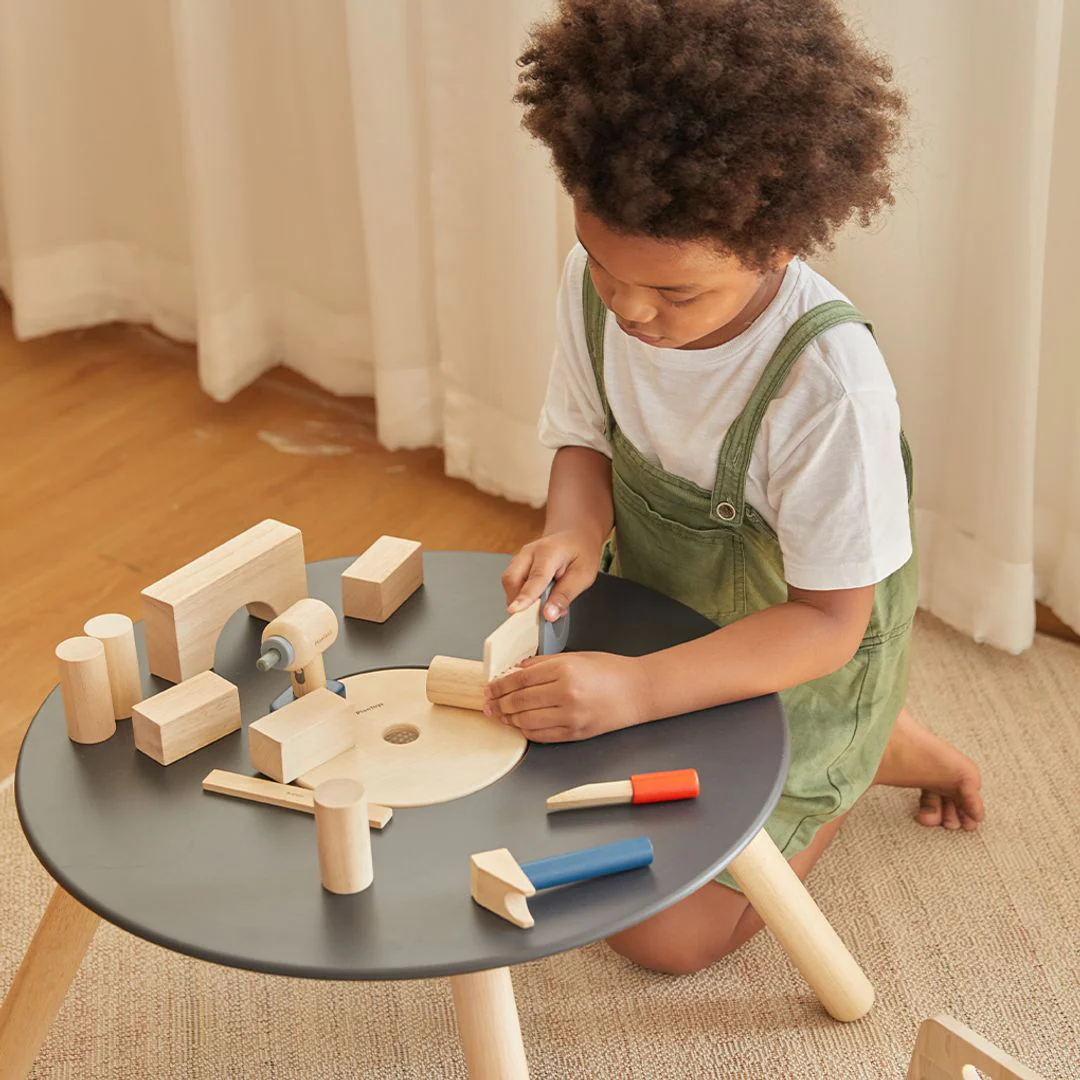 PlanToys Handy Carpenter Set - Image 6