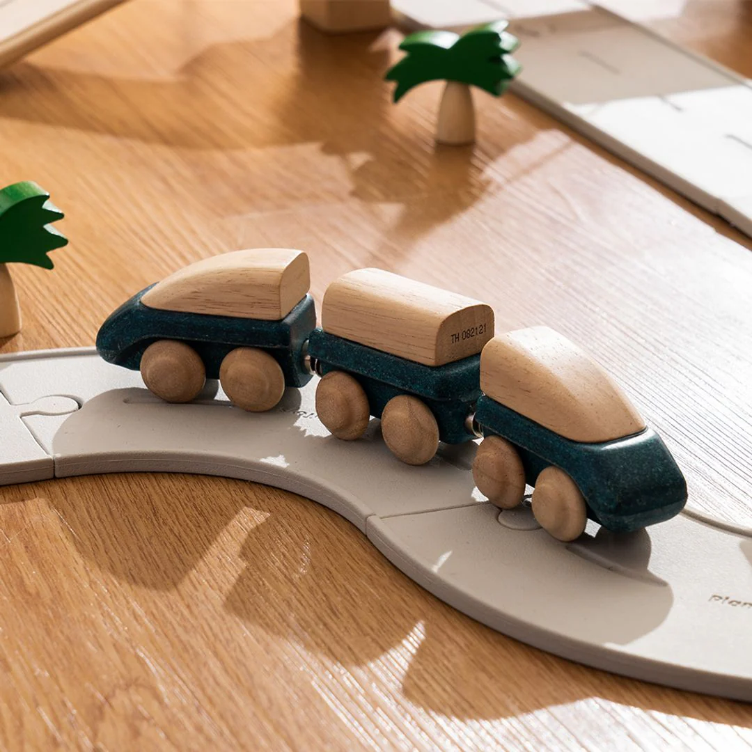 PlanToys Hybrid Train - Image 5