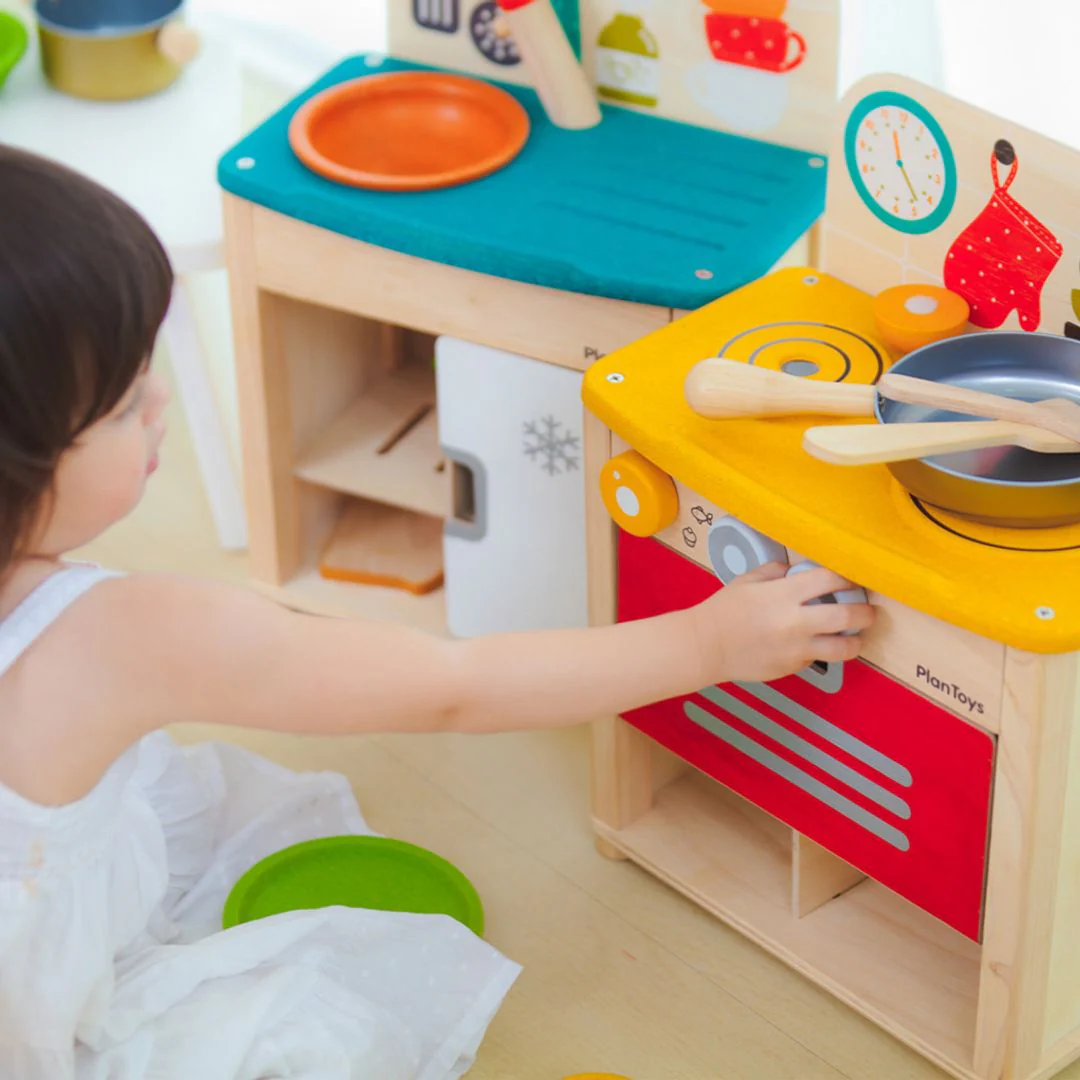 PlanToys Kitchen Set - Image 5