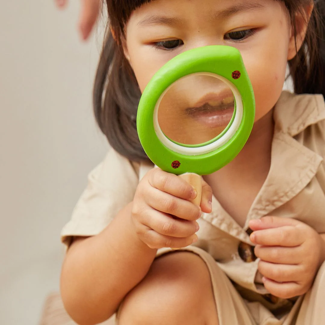 PlanToys Leaf Magnifier - Image 5