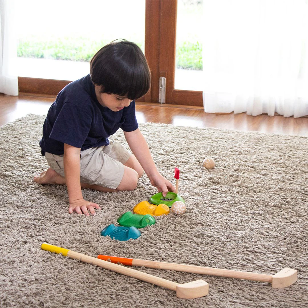 PlanToys Mini Golf - Full Set - Image 4