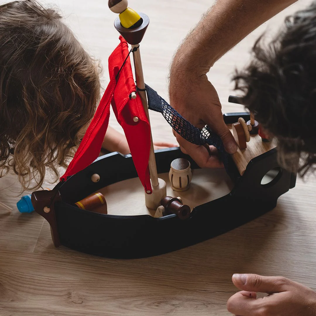 PlanToys Pirate Ship - Image 3