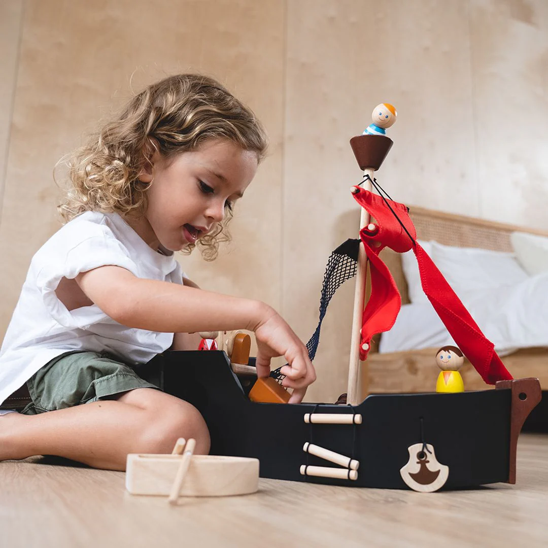 PlanToys Pirate Ship - Image 8
