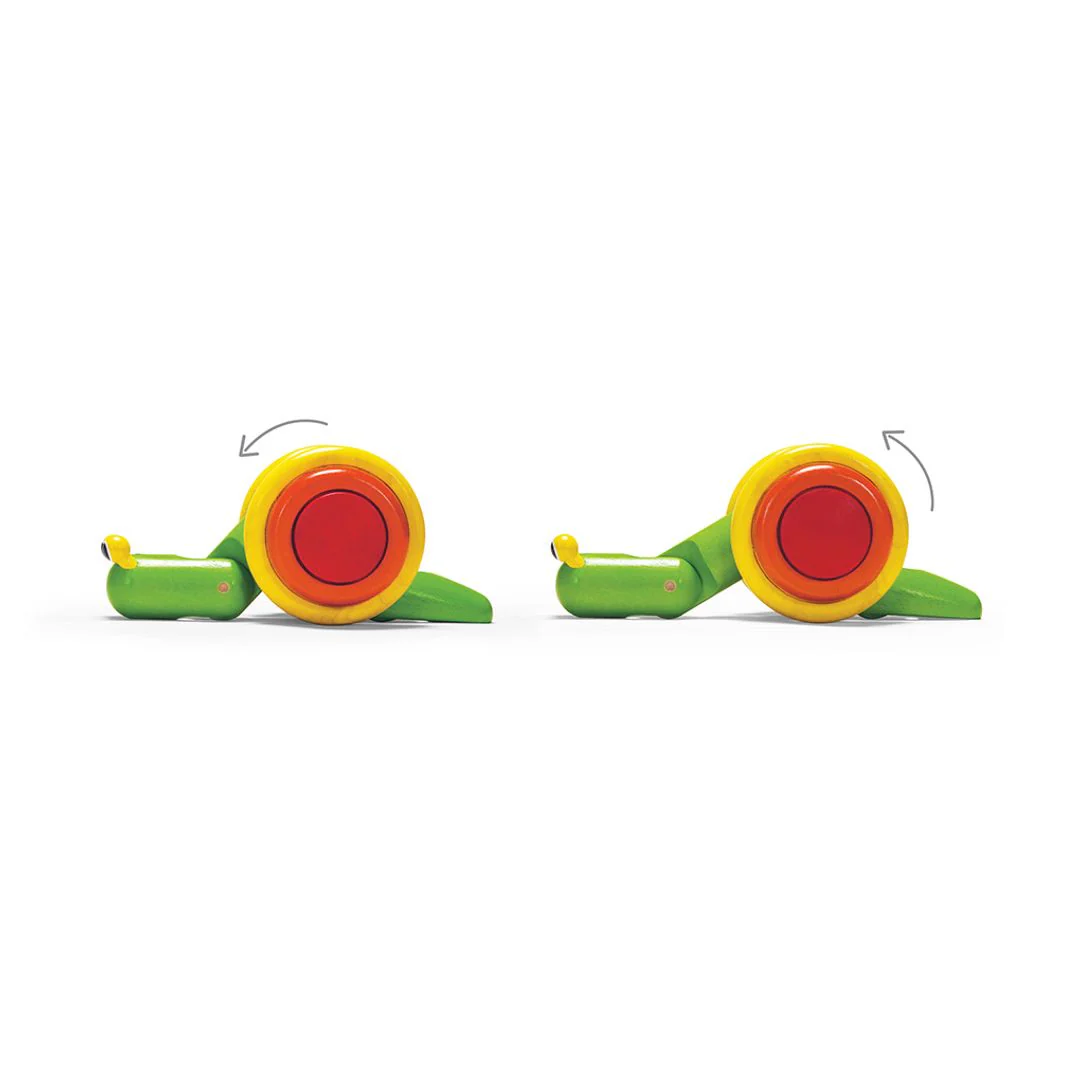 PlanToys Pull Along Snail - Image 9