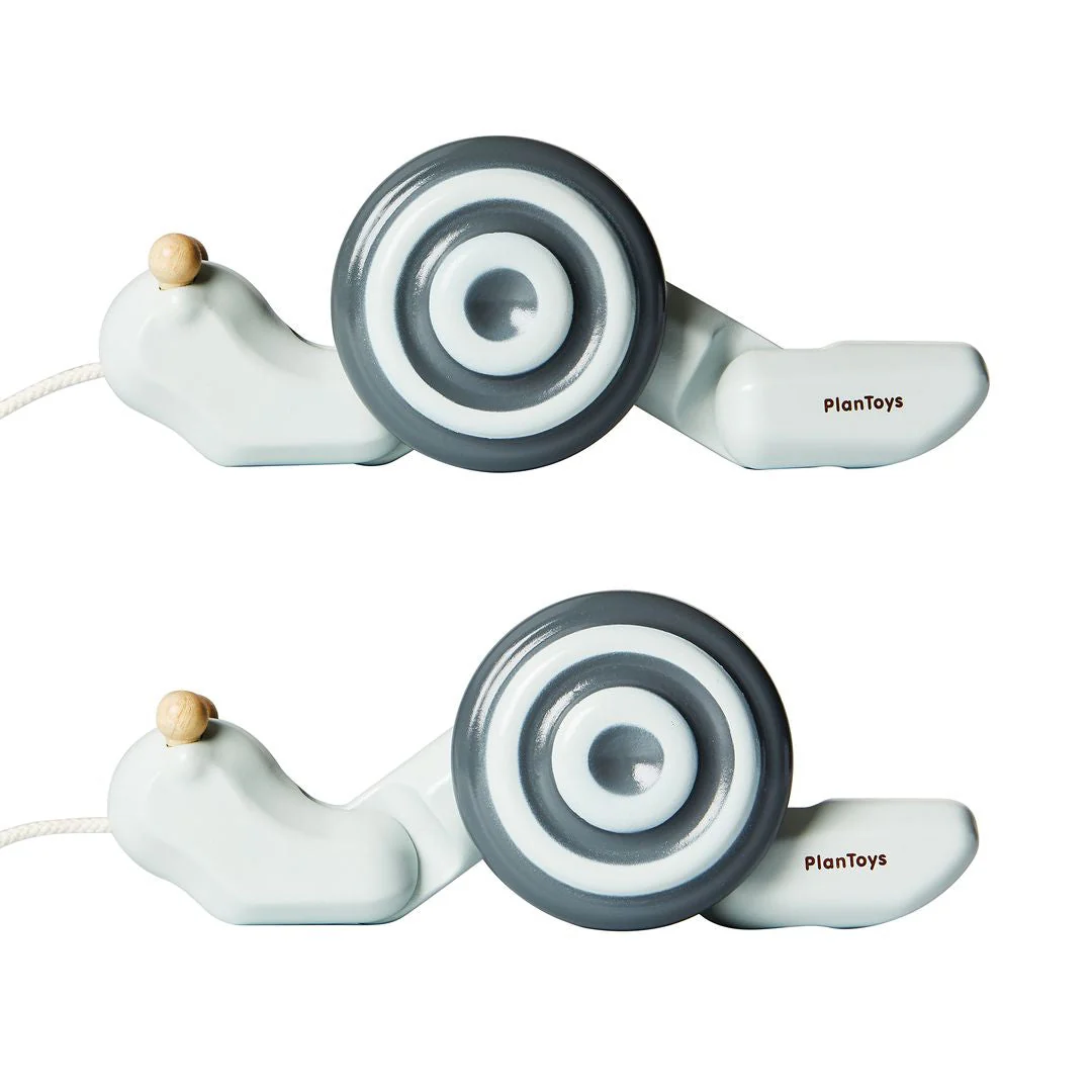 PlanToys Pull-Along Snail Mono - Image 6