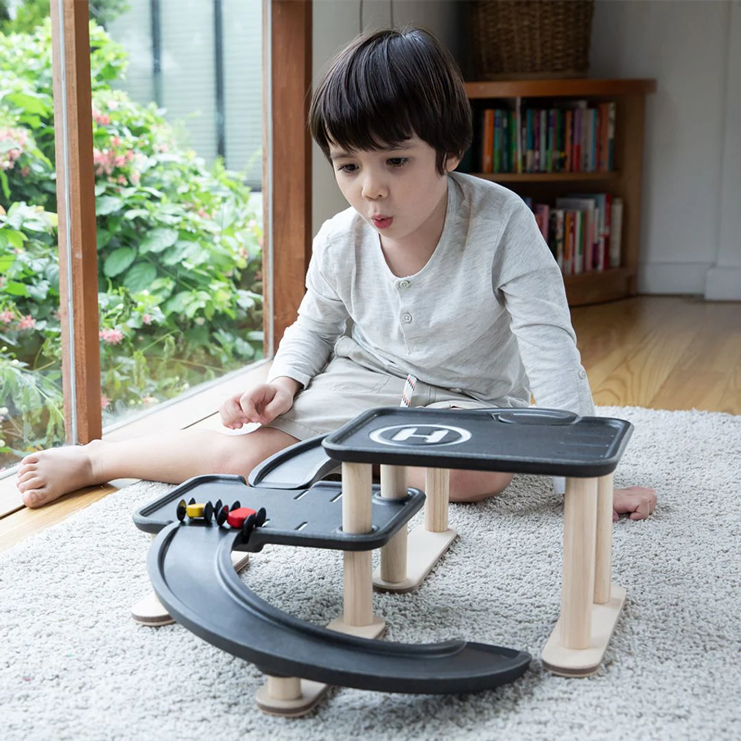 PlanToys Race N Play Parking Garage - Image 3