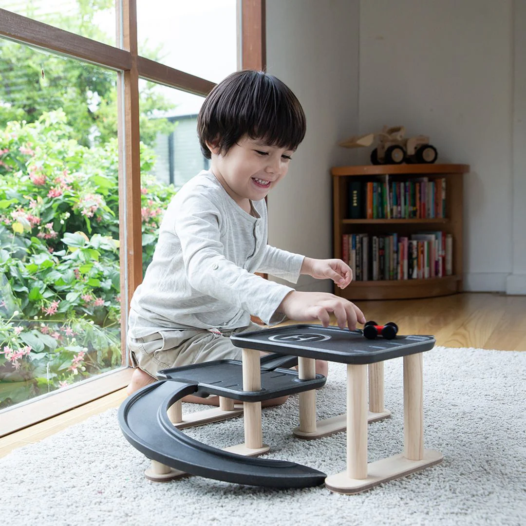 PlanToys Race N Play Parking Garage - Image 6