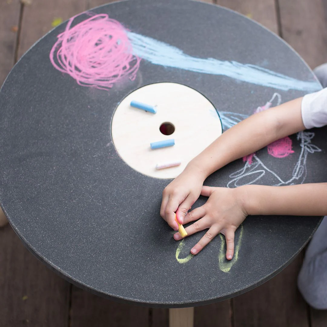 PlanToys Round Table - Image 3