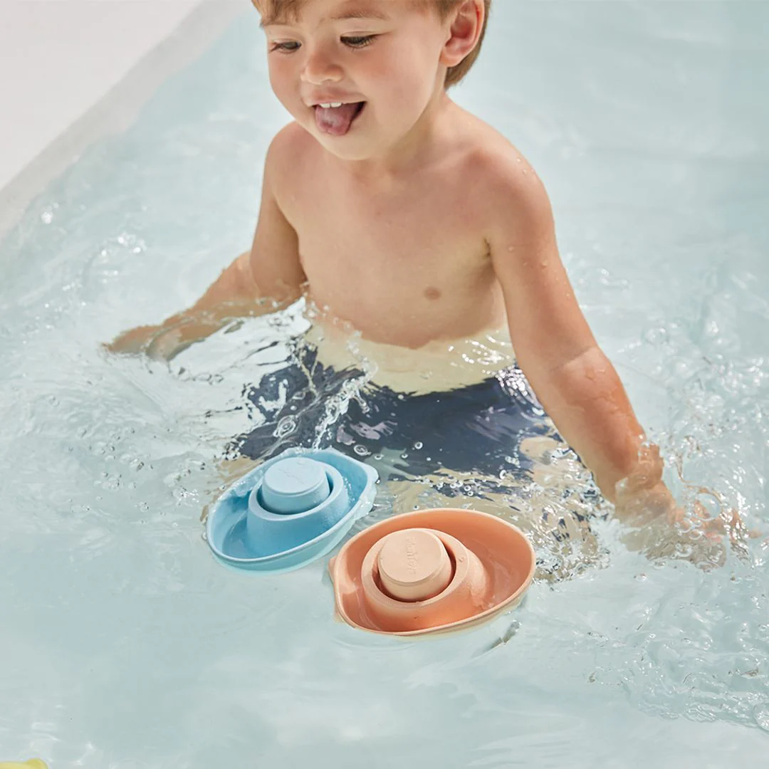 PlanToys Rubber Convertible Boat - Pastel Blue - Image 7