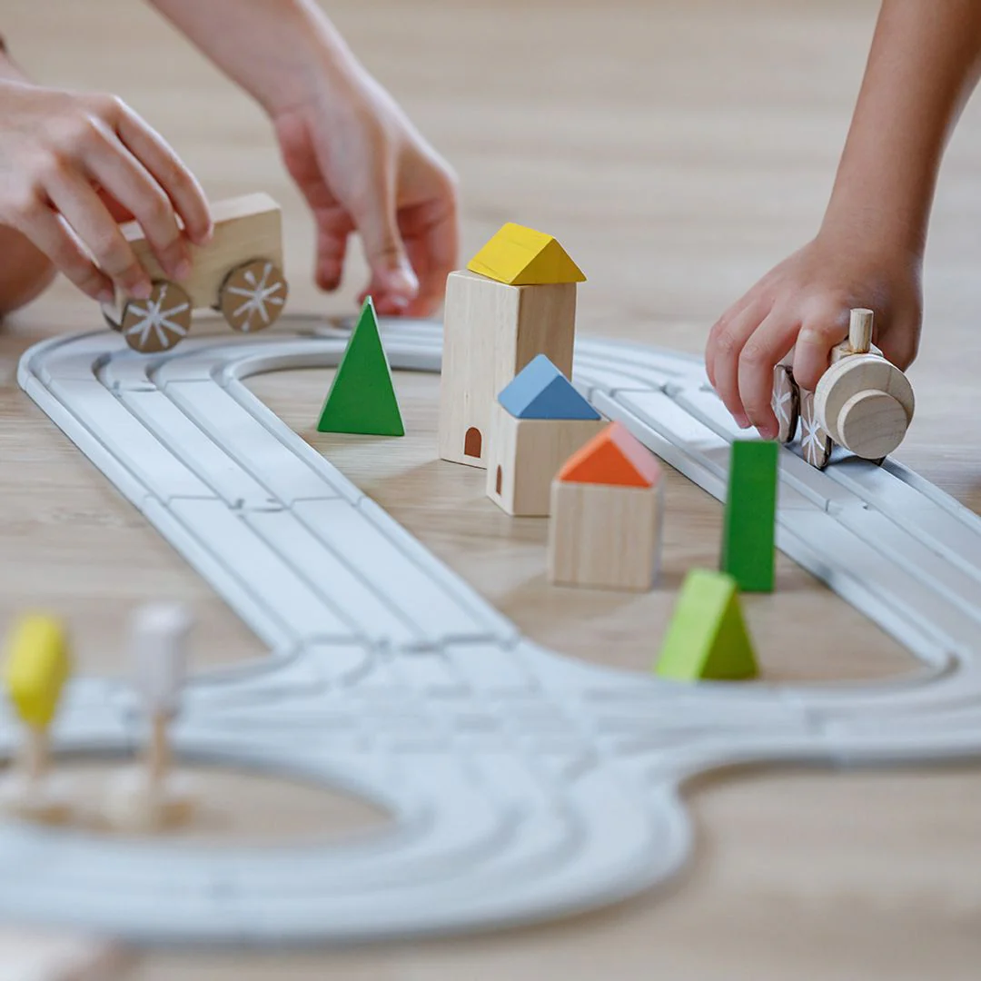 PlanToys Rubber Road & Rail Set - Medium - Image 2