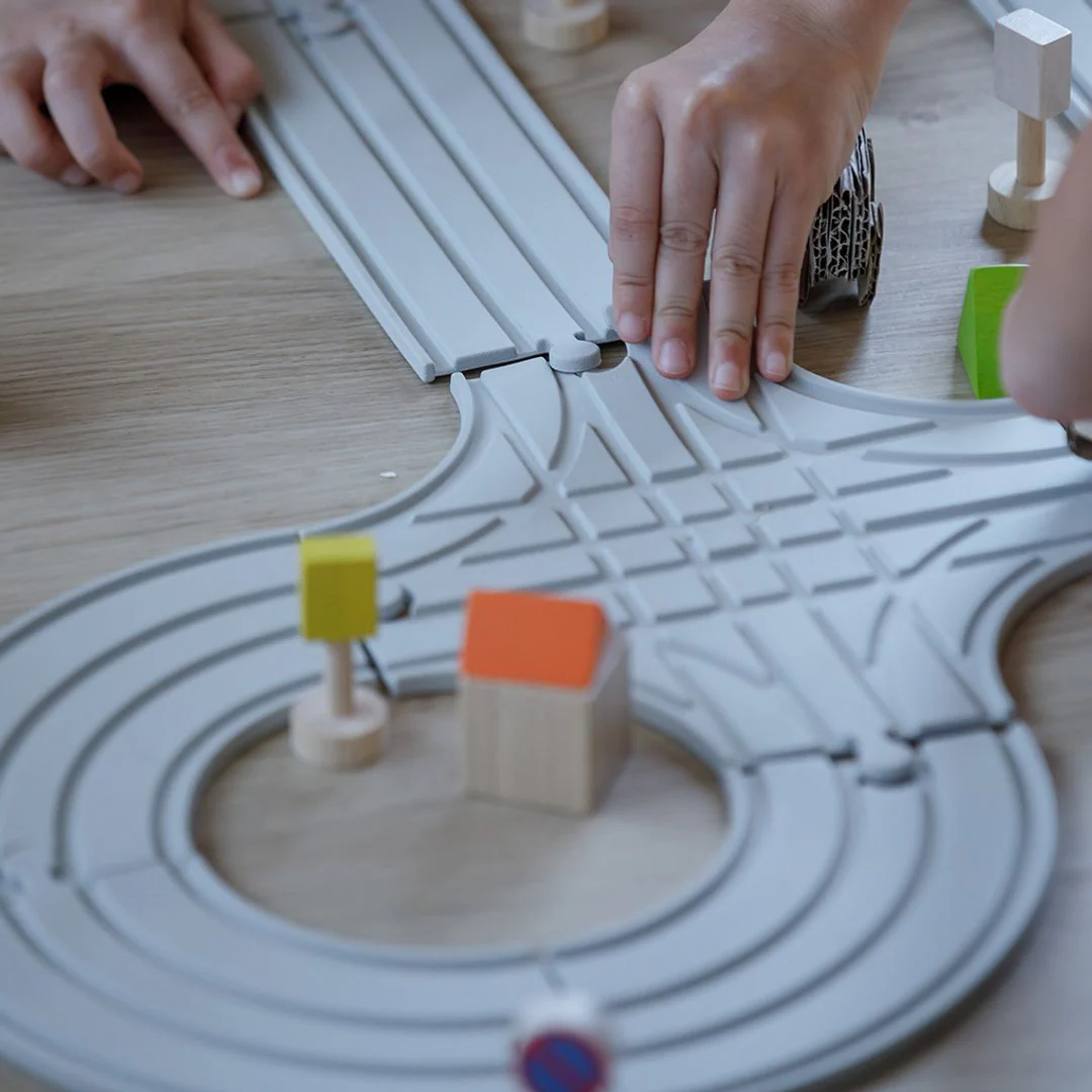 PlanToys Rubber Road & Rail Set - Medium - Image 3
