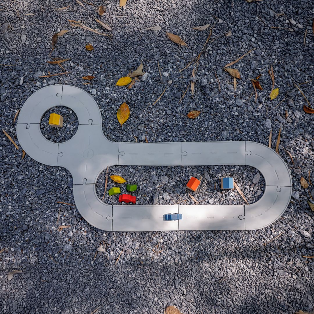 PlanToys Rubber Road & Rail Set - Medium - Image 5