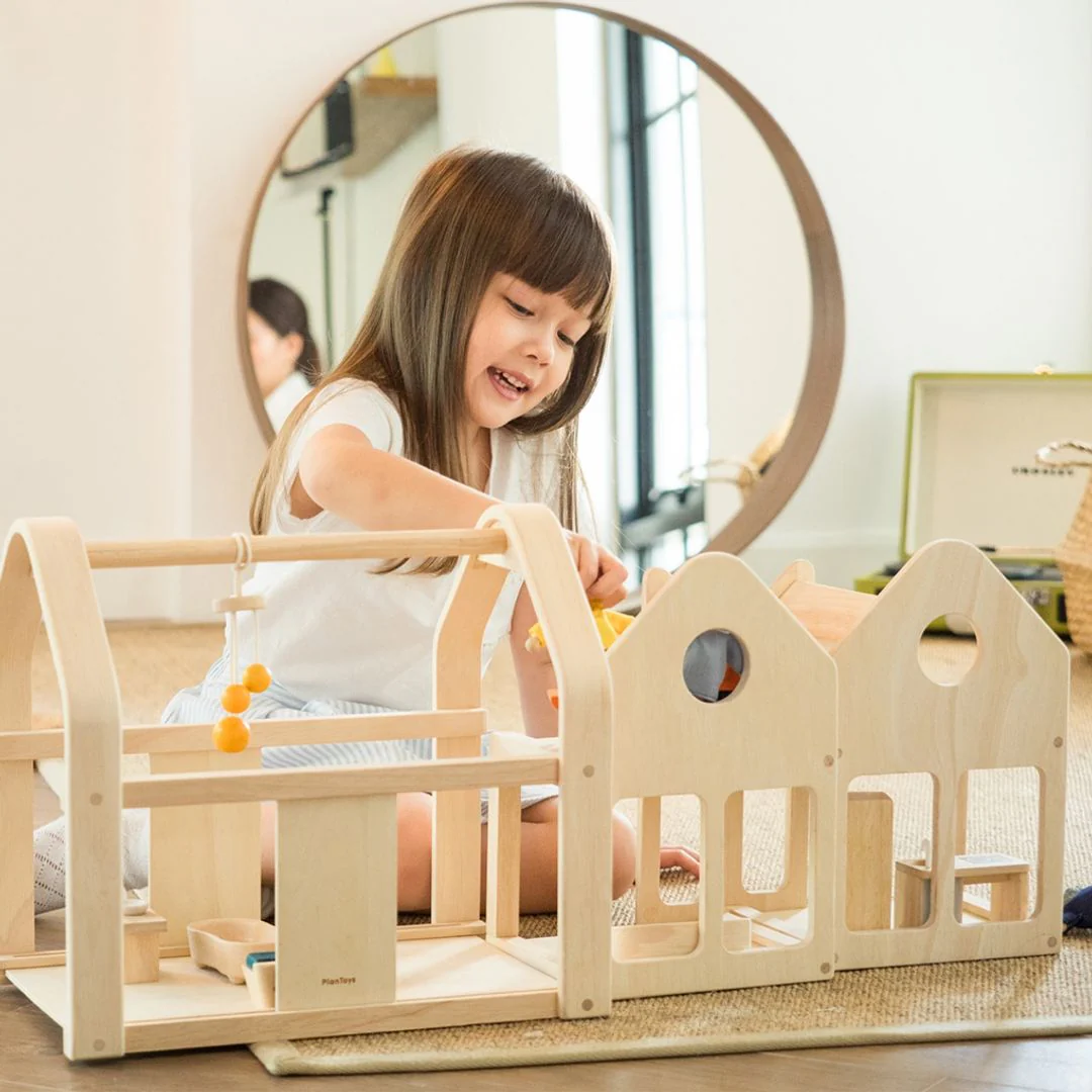 PlanToys Slide N Go Dollhouse - Image 4