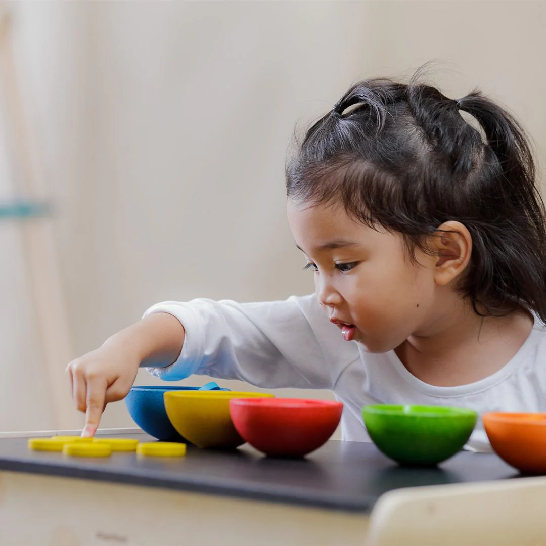 PlanToys Sort & Count Cups - Image 4